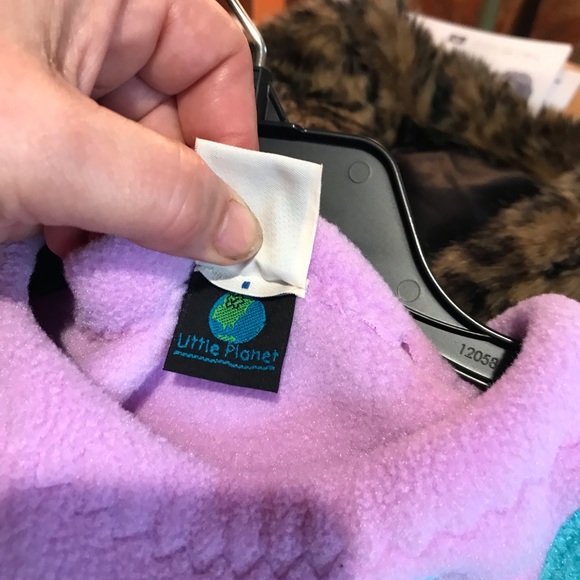 Girl’s Size 2 lilac and aqua fleece top - Picture 4 of 5